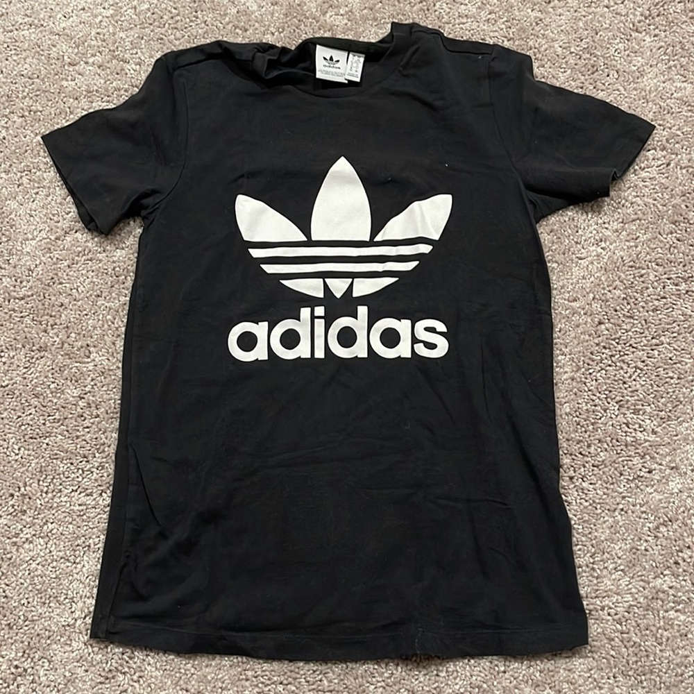Women’s Adidas t-shirt black size XS